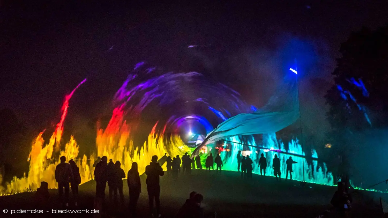 Menschen im Lasertunnel von Clickwork23 